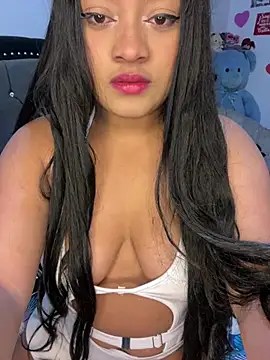 Saraa M online show from 04/11/26, 09:30