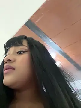 Saraa M online show from 04/14/26, 05:19