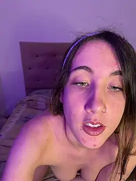 AlissonDavenport online show from 05/06/26, 01:14