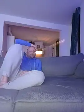 Snapshot of CoppiaGaya chatting on 04/04/26, 08:39 CoppiaGaya online show from 04/04/26, 08:39