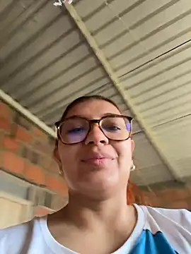 Snapshot of antonela_bb chatting on 03/26/26, 02:33 antonela bb online show from 03/26/26, 02:33