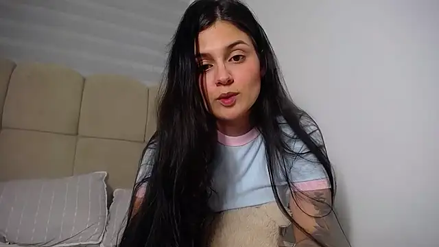 SofiaBanks  online show from 04/27/26, 11:25