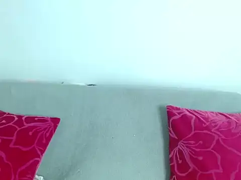 Snapshot of Violet_Donell chatting on 04/14/26, 04:24 Violet Donell online show from 04/14/26, 04:24