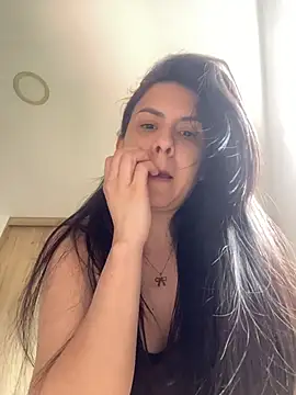 Snapshot of Annarhode chatting on 07/12/26, 06:54 Annarhode online show from 07/12/26, 06:54