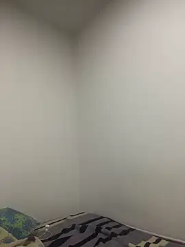 Nia Roswell online show from 04/01/26, 11:00