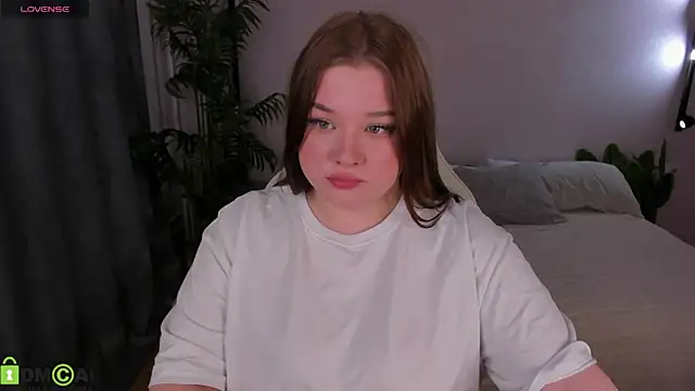 Kathy 1una online show from 05/31/26, 05:09
