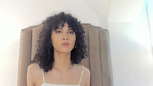 Snapshot of Julietta___ chatting on 05/30/26, 12:57 Julietta online show from 05/30/26, 12:57
