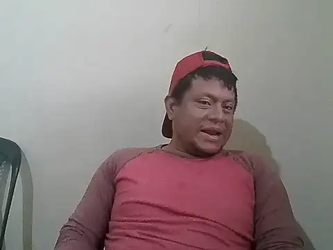 Luis-Armando online show from 04/24/26, 03:47