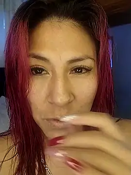 Snapshot of tatianabelli chatting on 04/16/26, 05:36 tatianabelli online show from 04/16/26, 05:36