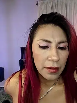 Snapshot of tatianabelli chatting on 04/26/26, 05:32 tatianabelli online show from 04/26/26, 05:32