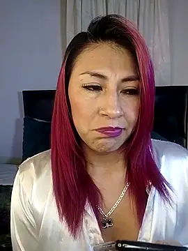 Snapshot of tatianabelli chatting on 04/28/26, 06:13 tatianabelli online show from 04/28/26, 06:13