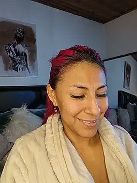 Snapshot of tatianabelli chatting on 07/02/26, 09:32 tatianabelli online show from 07/02/26, 09:32
