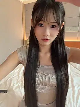 Snapshot of anan_baby chatting on 07/04/26, 01:01 anan baby online show from 07/04/26, 01:01
