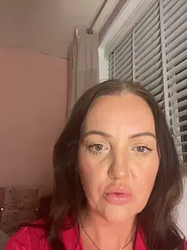 Snapshot of Ladyluxee chatting on 03/28/26, 08:41 Ladyluxee online show from 03/28/26, 08:41