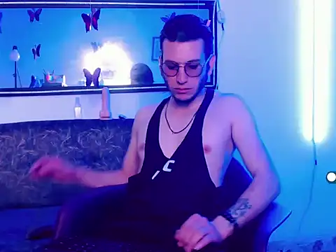 Frithu Sex online show from 04/17/26, 01:58