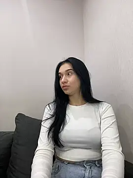 camila beautiful online show from 04/14/26, 08:15