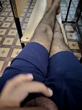 Snapshot of junedkhan99 chatting on 04/06/26, 04:46 junedkhan99 online show from 04/06/26, 04:46