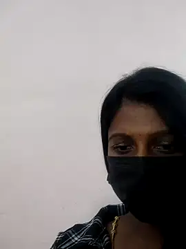 Snapshot of Tamil_Hot_Thara chatting on 04/15/26, 09:49 Tamil Hot Thara online show from 04/15/26, 09:49