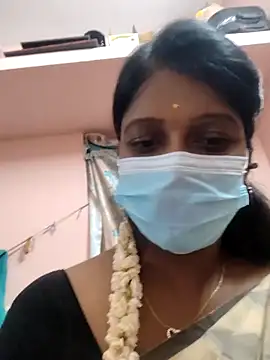 Snapshot of Tamil_Hot_Thara chatting on 05/15/26, 06:48 Tamil Hot Thara online show from 05/15/26, 06:48