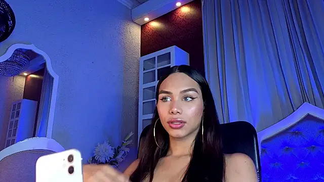 KristinaGriner online show from 05/06/26, 04:08