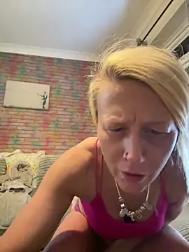 GG-Beautiful-Nightmare online show from 04/20/26, 10:55