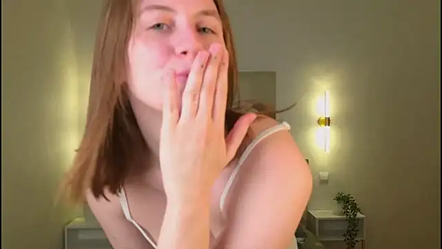 Snapshot of MellyAlfayi chatting on 03/29/26, 07:25 MellyAlfayi online show from 03/29/26, 07:25