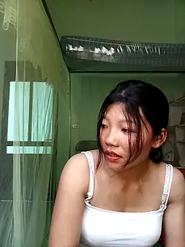 -Quyny- online show from 03/30/26, 06:36