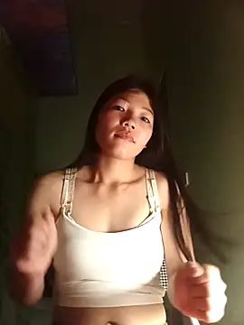 -Quyny- online show from 04/10/26, 08:02
