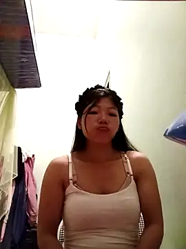 -Quyny- online show from 04/19/26, 07:38