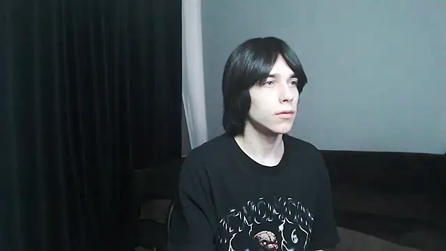 Snapshot of mason_silver chatting on 04/13/26, 08:09 mason silver online show from 04/13/26, 08:09
