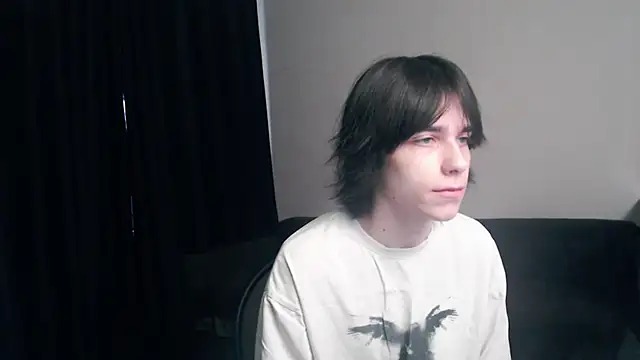 Snapshot of mason_silver chatting on 04/21/26, 06:41 mason silver online show from 04/21/26, 06:41