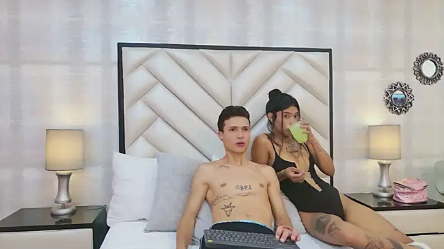 ChloeAndJeanPaul online show from 04/29/26, 12:59