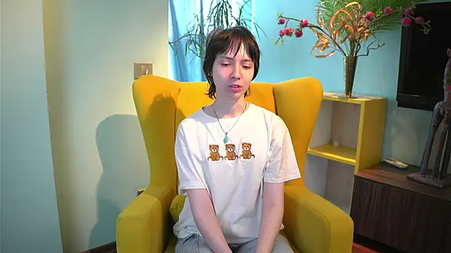 Snapshot of NgaSiddiqi chatting on 03/31/26, 09:43 NgaSiddiqi online show from 03/31/26, 09:43