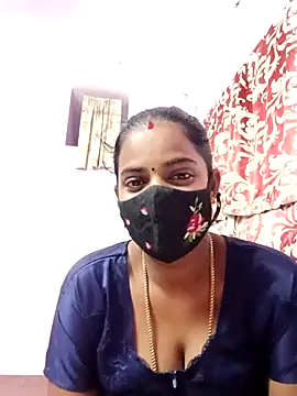 Snapshot of tamilratchasii chatting on 04/27/26, 05:11 tamilratchasii online show from 04/27/26, 05:11