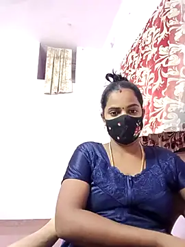 Snapshot of tamilratchasii chatting on 05/04/26, 05:20 tamilratchasii online show from 05/04/26, 05:20