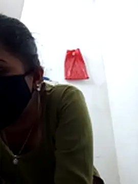 Snapshot of _anju_ chatting on 05/31/26, 07:15 anju online show from 05/31/26, 07:15