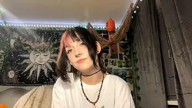 Snapshot of DancingDancingLove chatting on 03/27/26, 09:25 DancingDancingLove online show from 03/27/26, 09:25