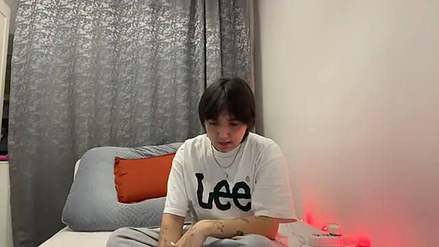 Malleq online show from 03/31/26, 03:01