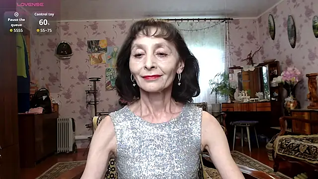 Snapshot of Shooting-Star- chatting on 04/08/26, 12:27 Shooting-Star- online show from 04/08/26, 12:27