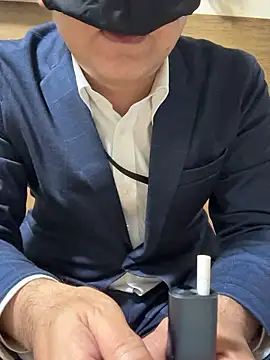 Snapshot of RYUICHI_1919 chatting on 04/30/26, 10:10 RYUICHI 1919 online show from 04/30/26, 10:10