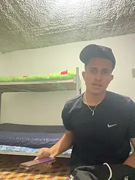 Snapshot of ianruiz02 chatting on 03/30/26, 02:34 ianruiz02 online show from 03/30/26, 02:34