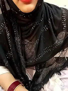 Snapshot of Miss_Noor__ chatting on 04/15/26, 06:53 Miss Noor online show from 04/15/26, 06:53