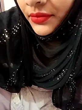 Snapshot of Miss_Noor__ chatting on 04/28/26, 06:51 Miss Noor online show from 04/28/26, 06:51
