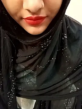 Snapshot of Miss_Noor__ chatting on 04/29/26, 09:24 Miss Noor online show from 04/29/26, 09:24