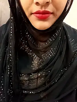 Snapshot of Miss_Noor__ chatting on 05/10/26, 06:07 Miss Noor online show from 05/10/26, 06:07