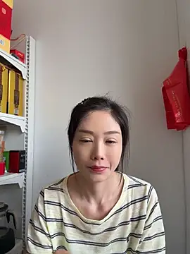 Snapshot of yuanpu0925 chatting on 05/24/26, 12:48 yuanpu0925 online show from 05/24/26, 12:48