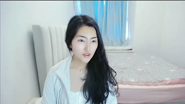 Snapshot of A--zi chatting on 03/29/26, 05:51 A--zi online show from 03/29/26, 05:51