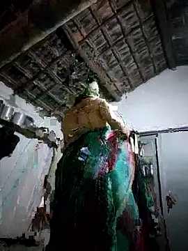 VarsetilJuli online show from 04/13/26, 04:12