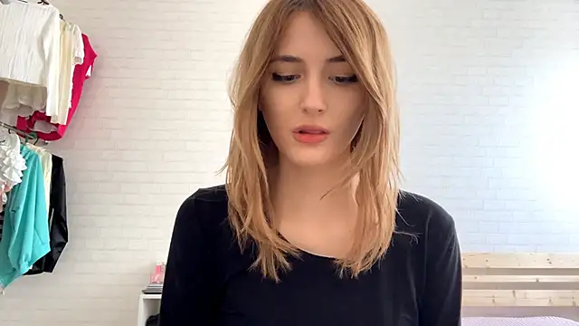 CassiPlacido online show from 03/29/26, 09:53