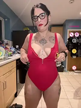 Snapshot of IvyBelleMilf chatting on 05/10/26, 09:09 IvyBelleMilf online show from 05/10/26, 09:09